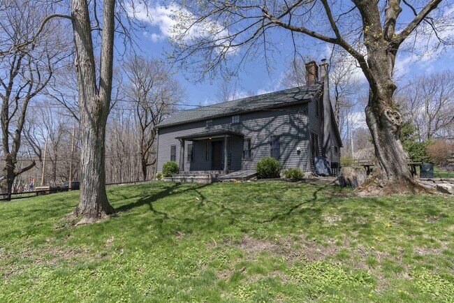 Building Photo - 2067 County Rd 83
