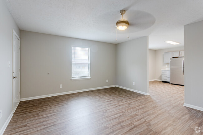 2BR, 2BA - 1,000 SF - Living Room - Elevation Stonestreet