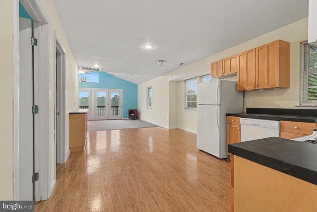 Foto del edificio - 1702 Oakfield Ave