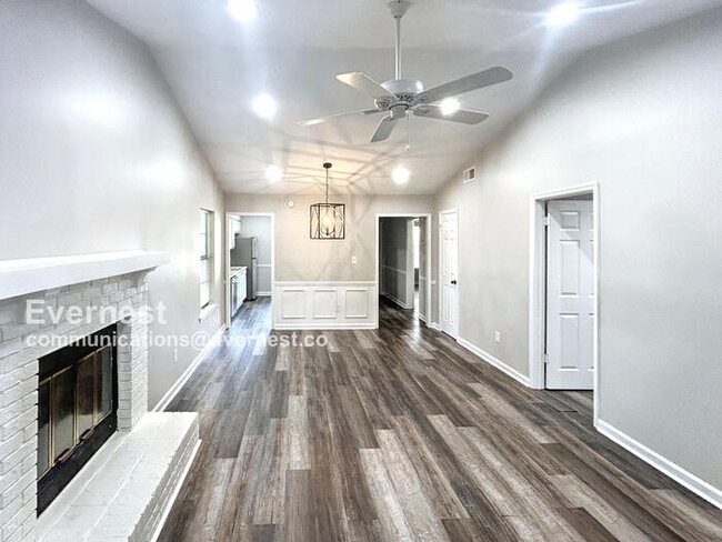 Building Photo - 615 Cahaba Manor Trail