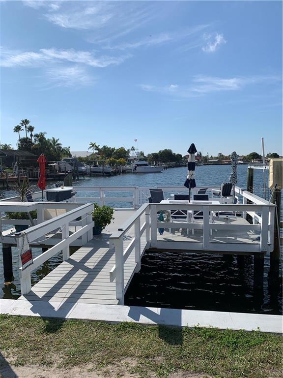 Building Photo - 960 Apollo Beach Blvd