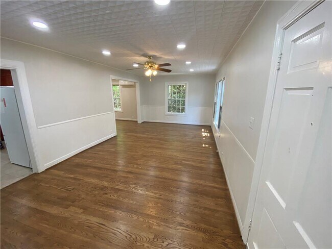 Foto del edificio - 824 E 30th St
