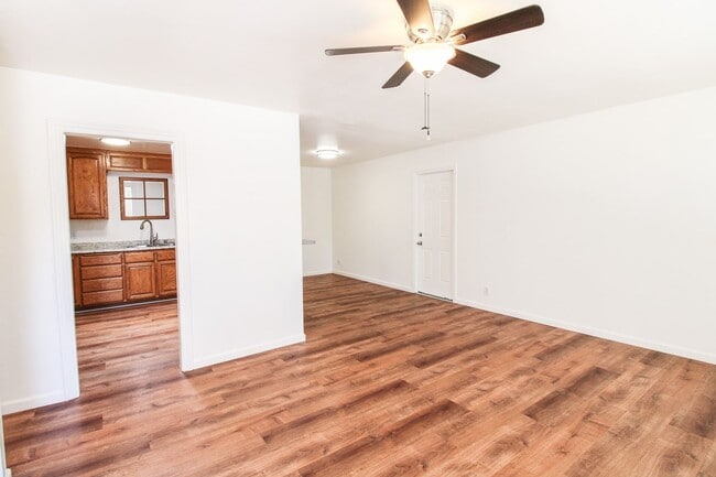 Building Photo - 1710 Huasna Dr