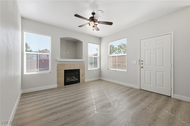 Building Photo - 10001 Peace Way