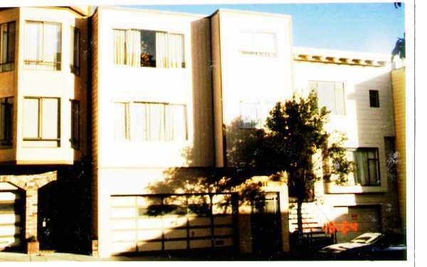 Building Photo - 366 25th Ave