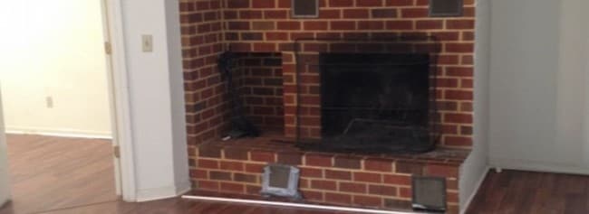 Building Photo - 1112 2 Blue Ridge Dr