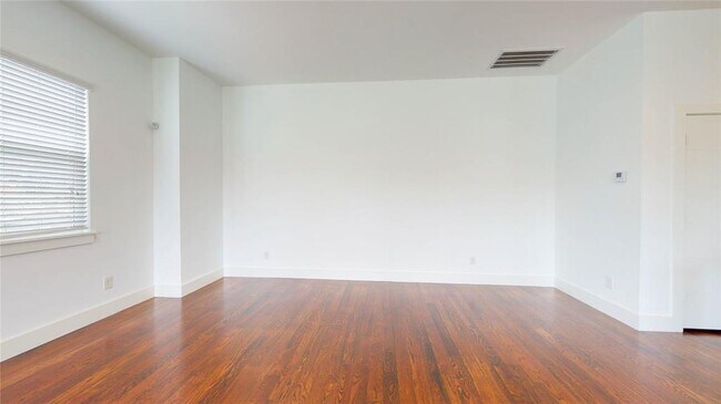 Foto del edificio - 3125 Arbor St