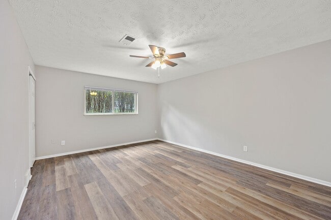 Interior Photo - The Heritage at Wyoming