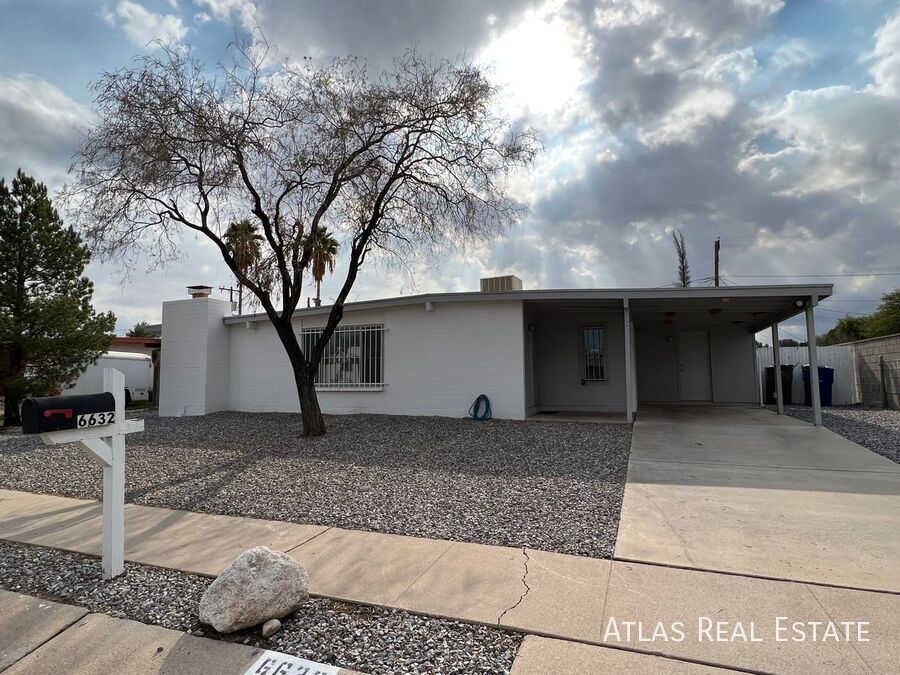 Primary Photo - 6632 E Mary Dr