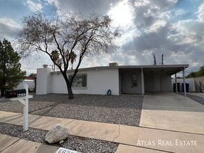 Building Photo - 6632 E Mary Dr