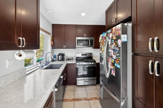 Building Photo - 9536 Bayamon Rd