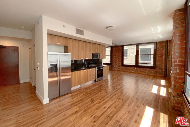 Foto del edificio - 460 S Spring St