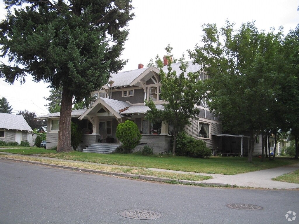 Building Photo - 3004 N Lincoln St