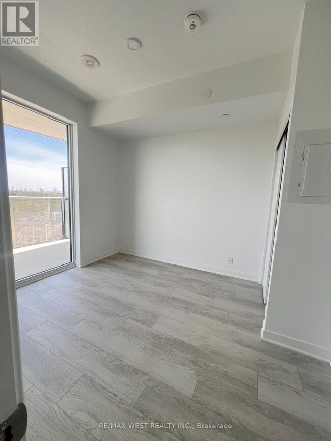 Building Photo - 6 flavelle trail