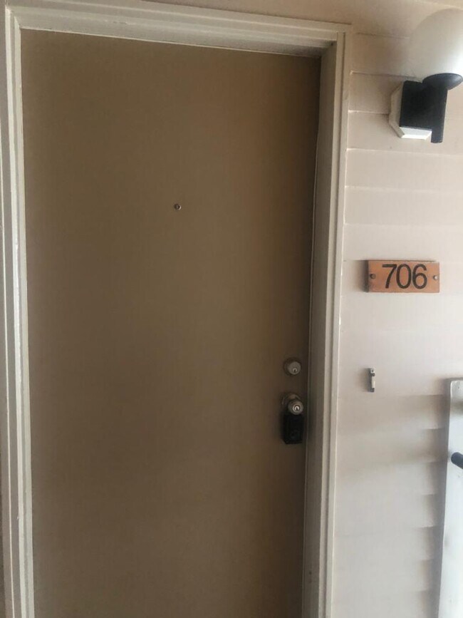 Foto del edificio - 706 Aspen Dr