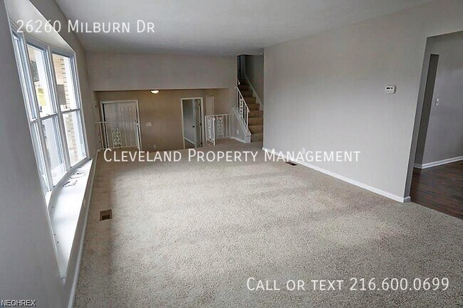 Foto del edificio - 26260 Milburn Dr