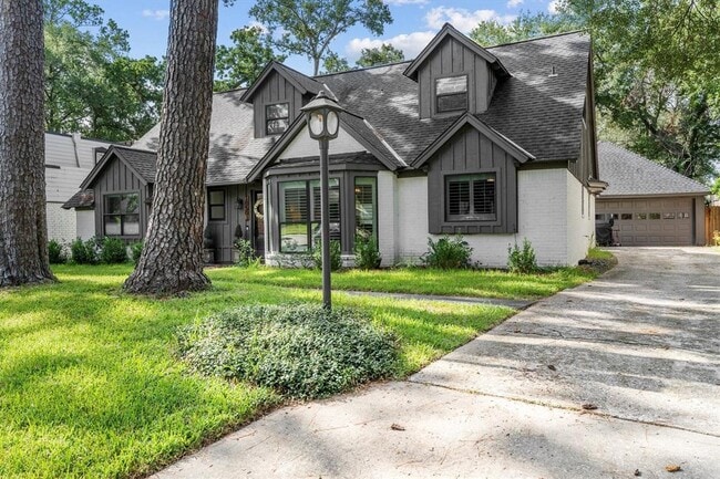 Building Photo - 10503 Metronome Dr