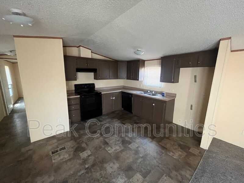 206 Pine St, Red Oak, TX 75154 House Rental in Red Oak, TX