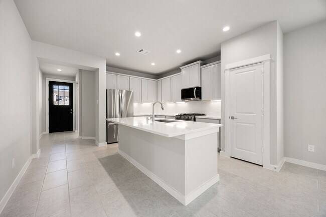 Foto del edificio - 33007 Carolyns Perfection Lp