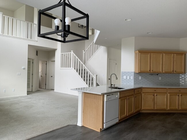 Foto del edificio - Beautiful Parker Home For Rent