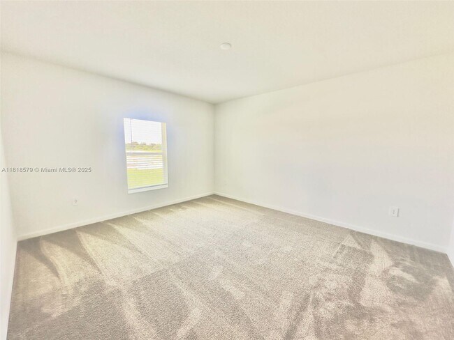 Foto del edificio - 4915 Worchester Dr