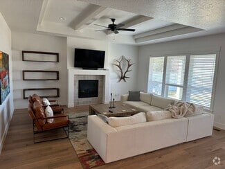 Building Photo - 11462 W Heliopsis Dr