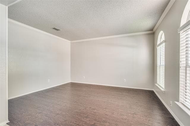 Foto del edificio - 1520 Eaglepoint Dr