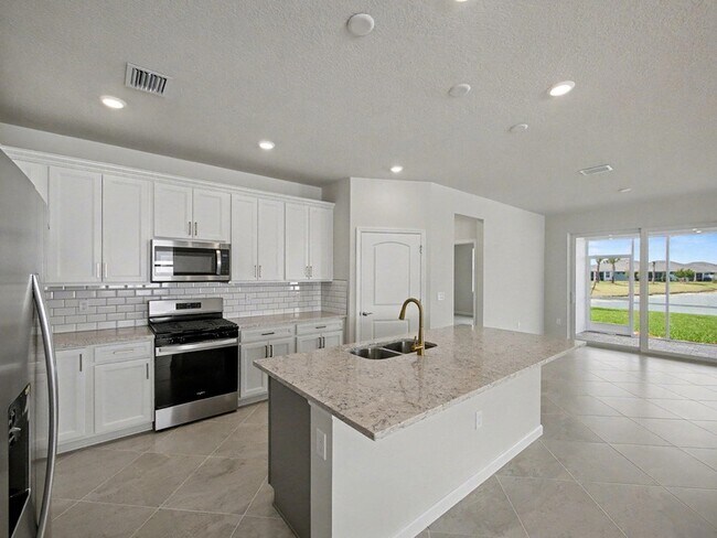 Foto del edificio - 14172 SW Incarnadine Ln