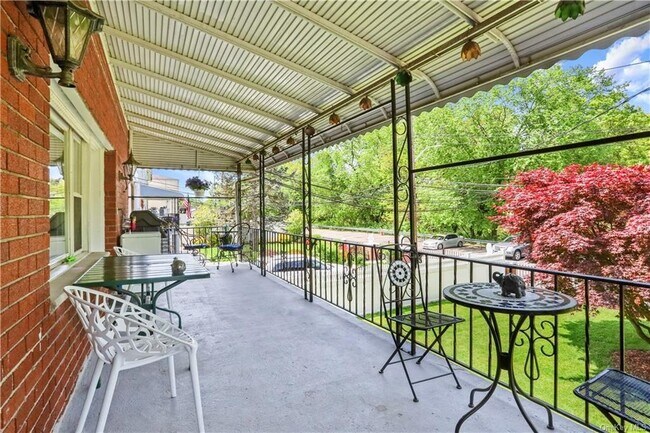 Private Terrace Included - 110 Harrison Ave