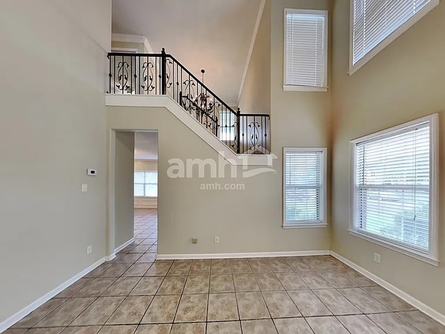 Foto del edificio - 9846 Alexanders Ridge Dr