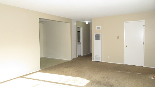 Living Room - 210 E Bennett Ave