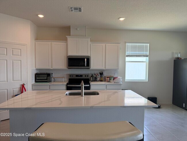 Foto del edificio - 1566 Criswell Ln SE