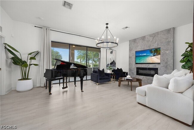 Foto del edificio - 598 Aston Lake Ct