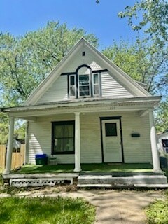 Foto principal - 207 S Yale St