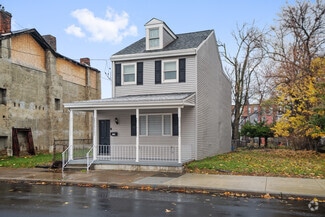 Building Photo - 1216 N Franklin St