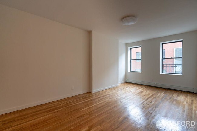 Foto del edificio - 523 West 49th Street