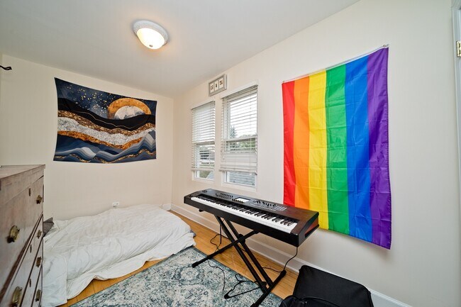 Foto del edificio - 3814 N Marshfield Ave