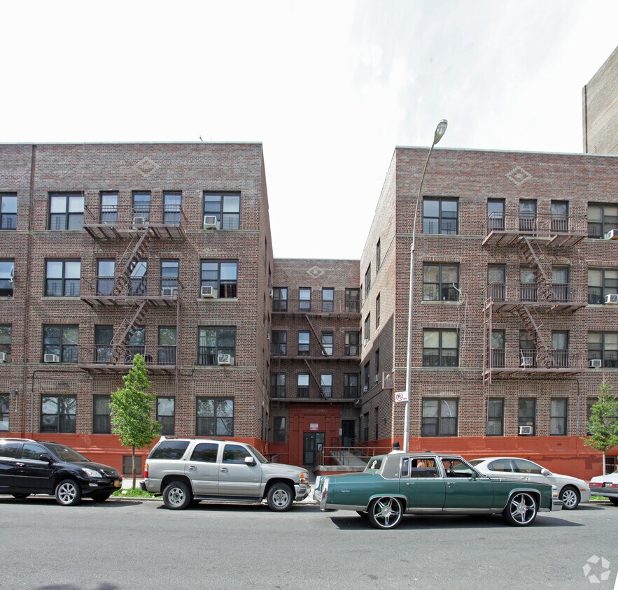 Primary Photo - Edrose Court