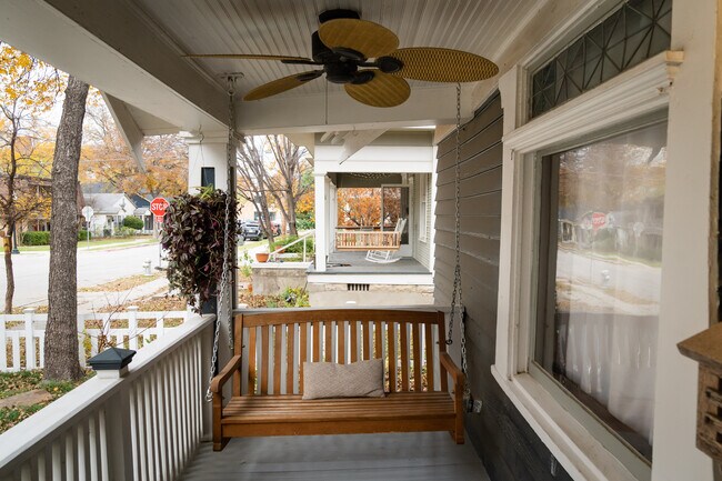 Building Photo - 1405 S Henderson St