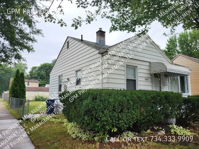 Foto del edificio - 1807 O Connor Ave