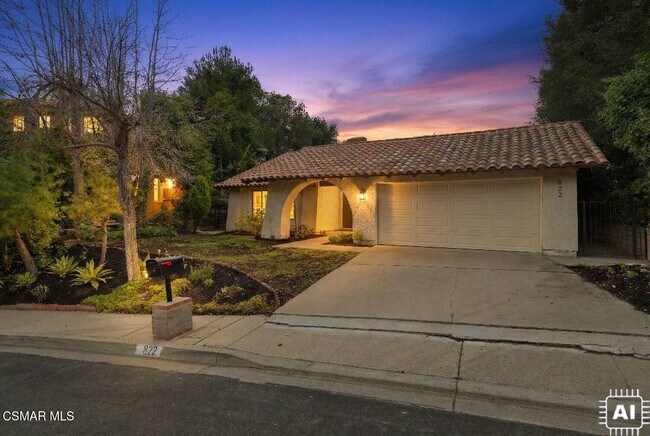 Building Photo - 822 Rim Crest Dr