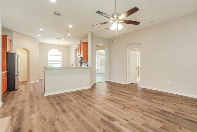 Foto del edificio - 3146 Wandering Oaks Dr