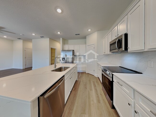 Building Photo - 16376 Celadon Aly