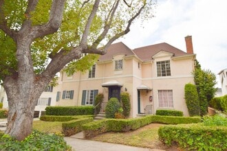 Building Photo - 645-649 Midvale Ave