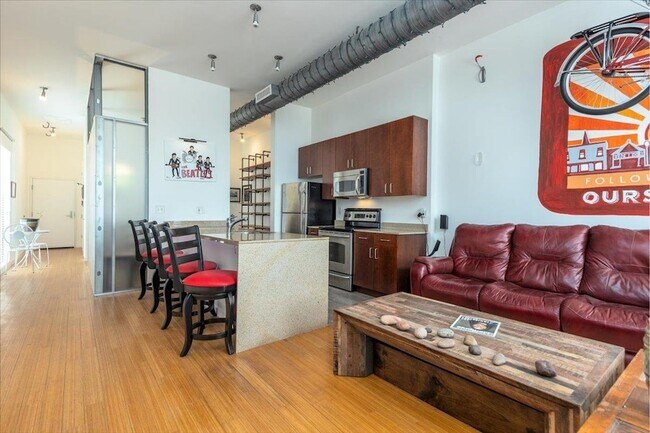 Foto del edificio - 2263 Young Ave