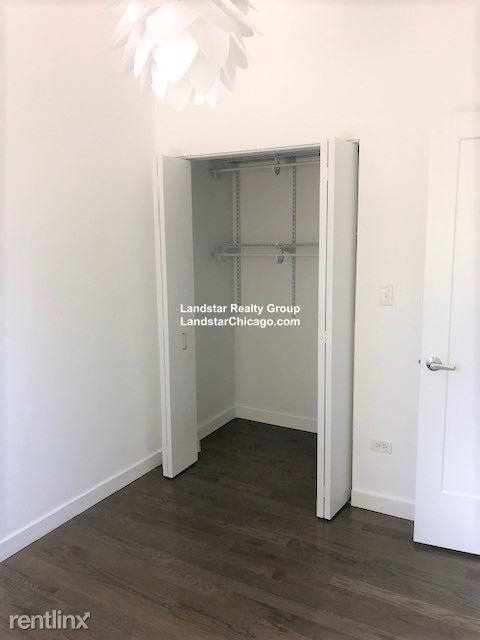 Foto del edificio - 630 E Lake St