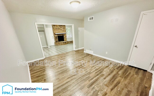 Foto del edificio - 4264 Genyth Ave