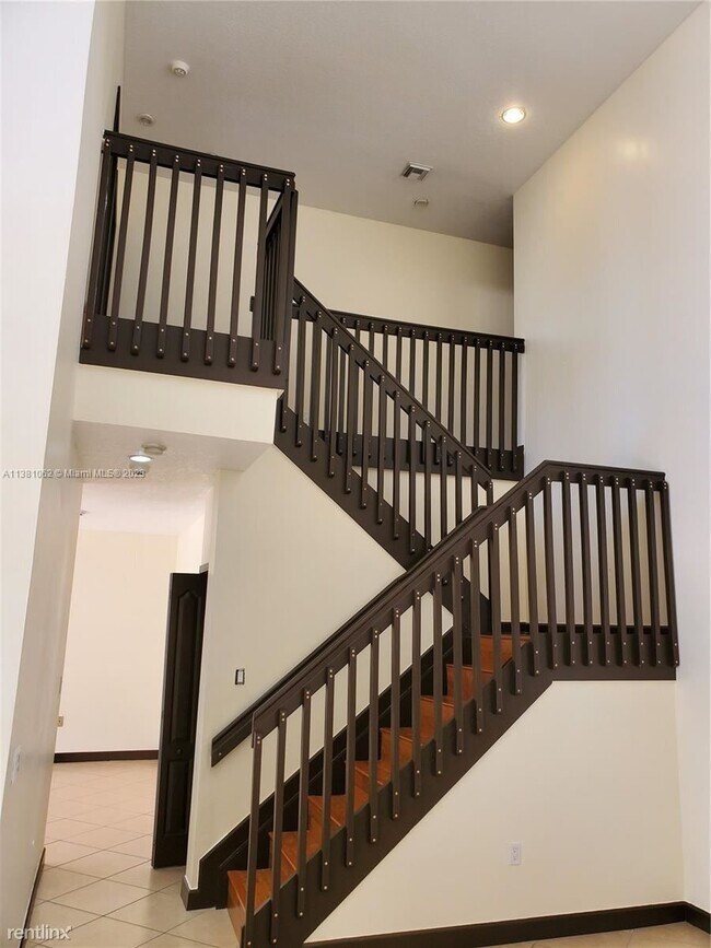 Foto del edificio - 4 br, 2.5 bath House - 13952 SW 153rd Ter