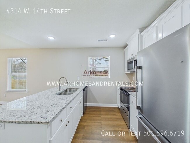 Foto del edificio - 4314 W 14th St