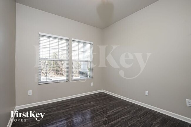 Building Photo - 1682 Pinnacle Oaks Dr